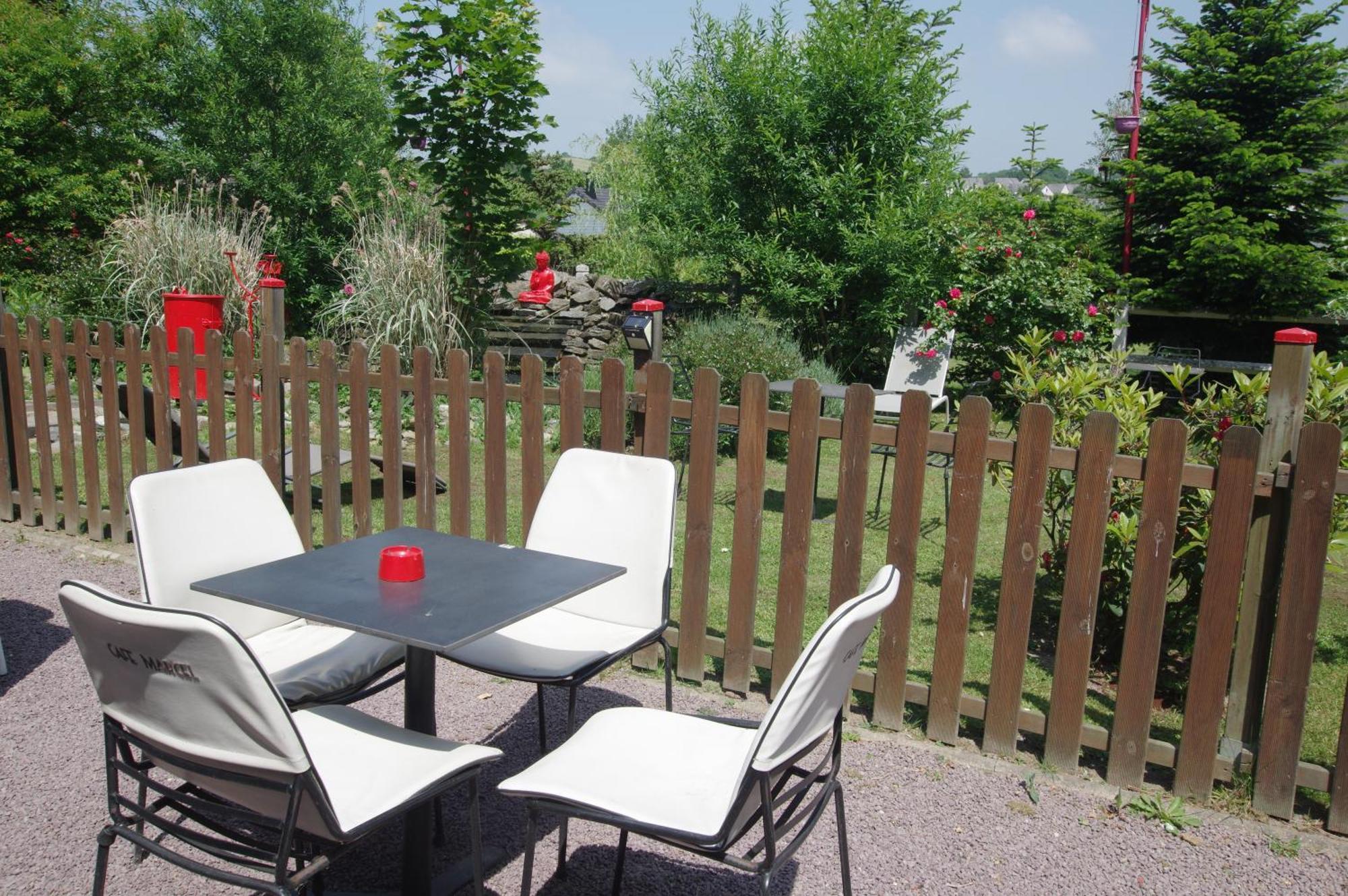 Serenite Homestay Conde-sur-Noireau